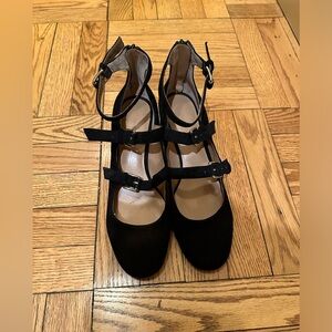 Banana Republic heeled Mary Jane’s